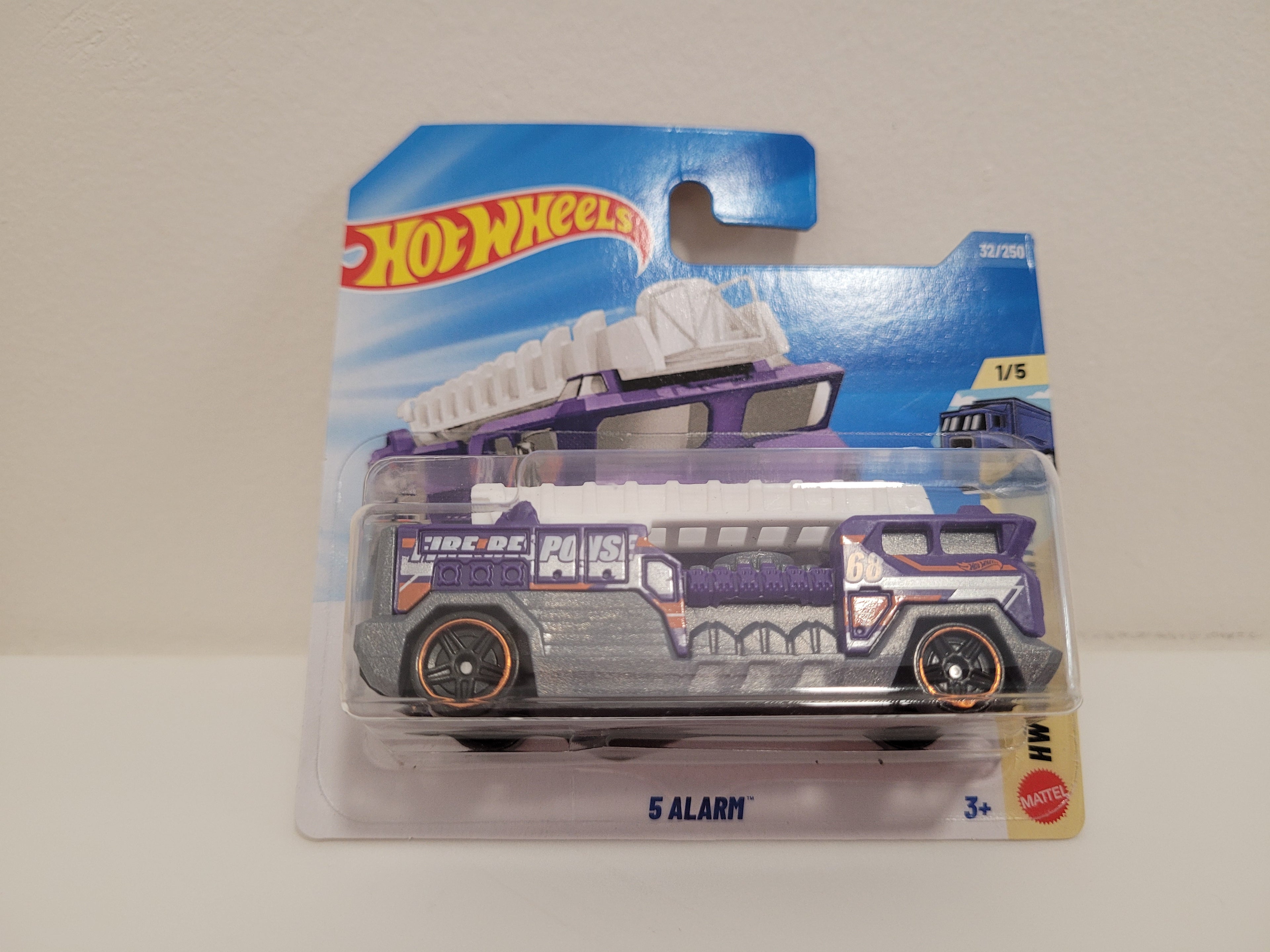 Hot Wheels HW Heavy Weights 5 Alarm
