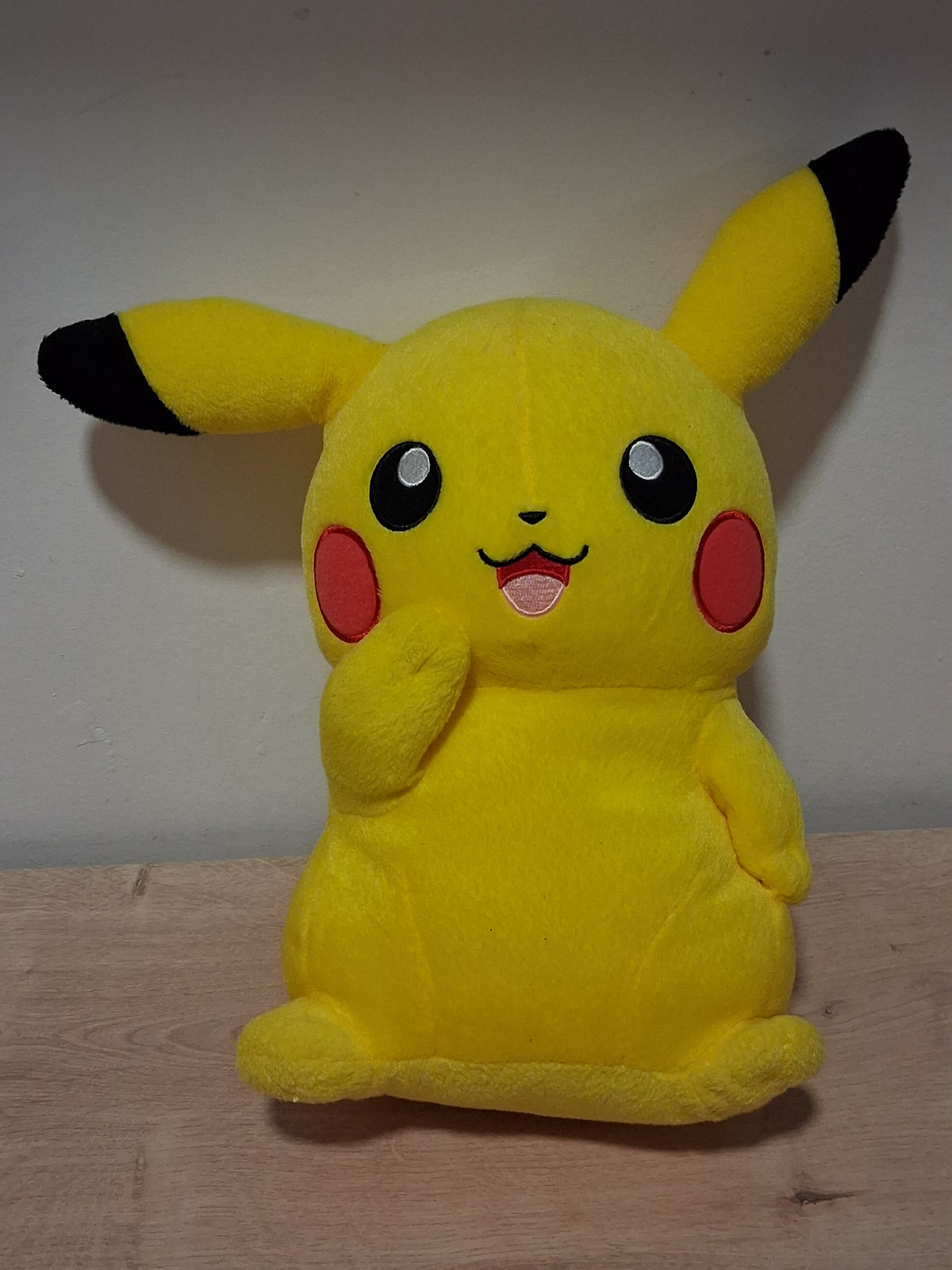 Peluche Pokemon - Maxi format 🔴 - Pikachu