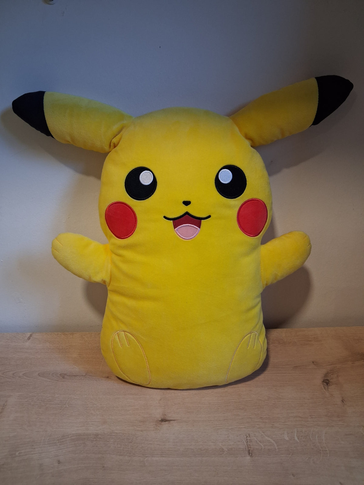 Peluche Pokemon - Maxi format 🔴 - Pikachu coussin